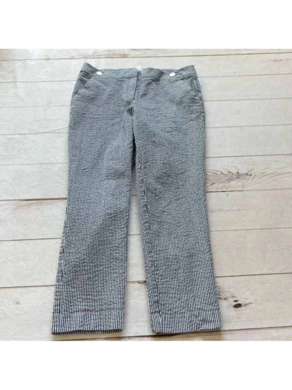 Anne Klein woman blue and white stripes Cropped pants Size 10 P